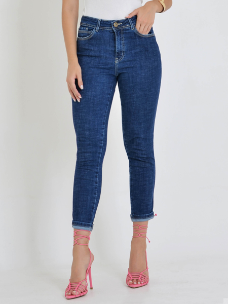 CALÇA JEANS CROPPED BARRA VIRADA