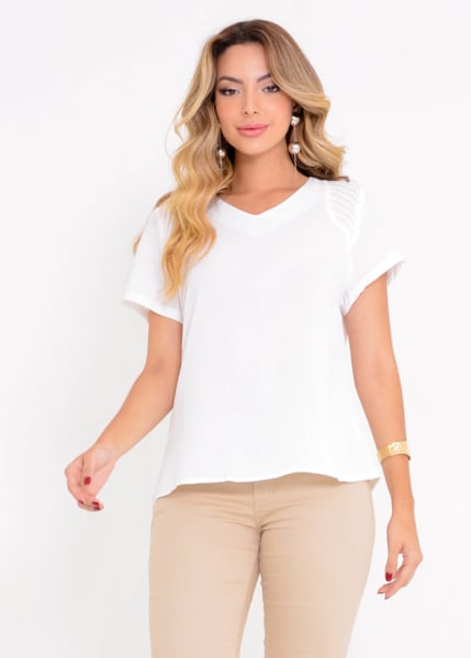 BLUSA COM DETALHE OMBRO